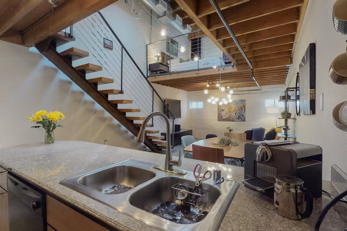 2001 Gold Ave Se #7 - Photo 6 of 21