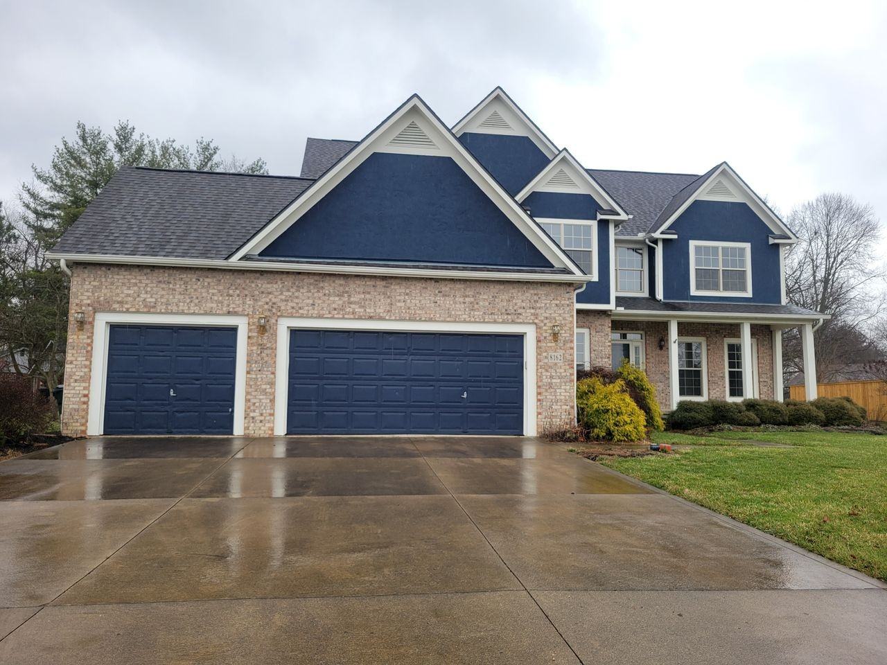 8162 Chateau Ln - Photo 2 of 37