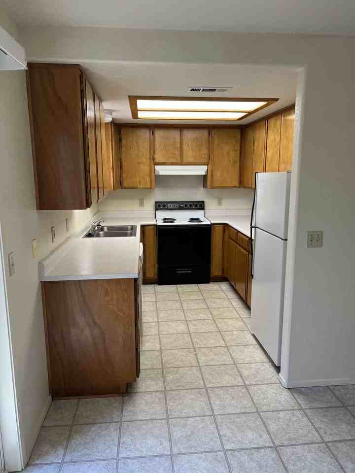 1851 Kellenbeck Ave - Photo 5 of 5