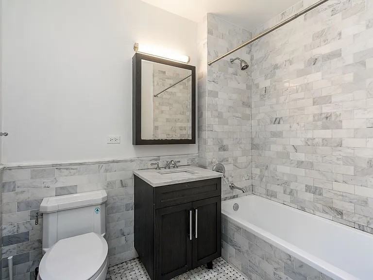 2721 44th Dr #1904 - Photo 6 of 6