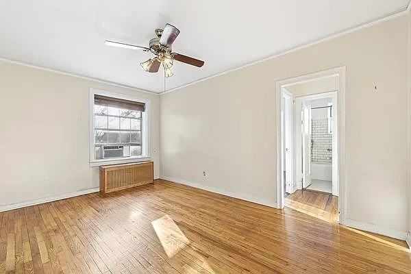 3031 Hobart St #2L - Photo 2 of 6