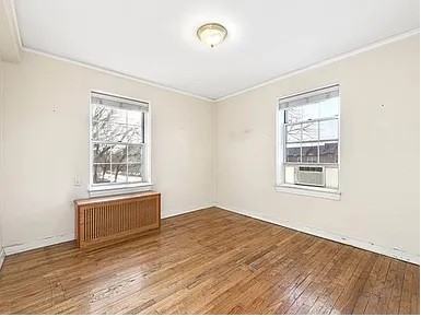 3031 Hobart St #2L - Photo 3 of 6