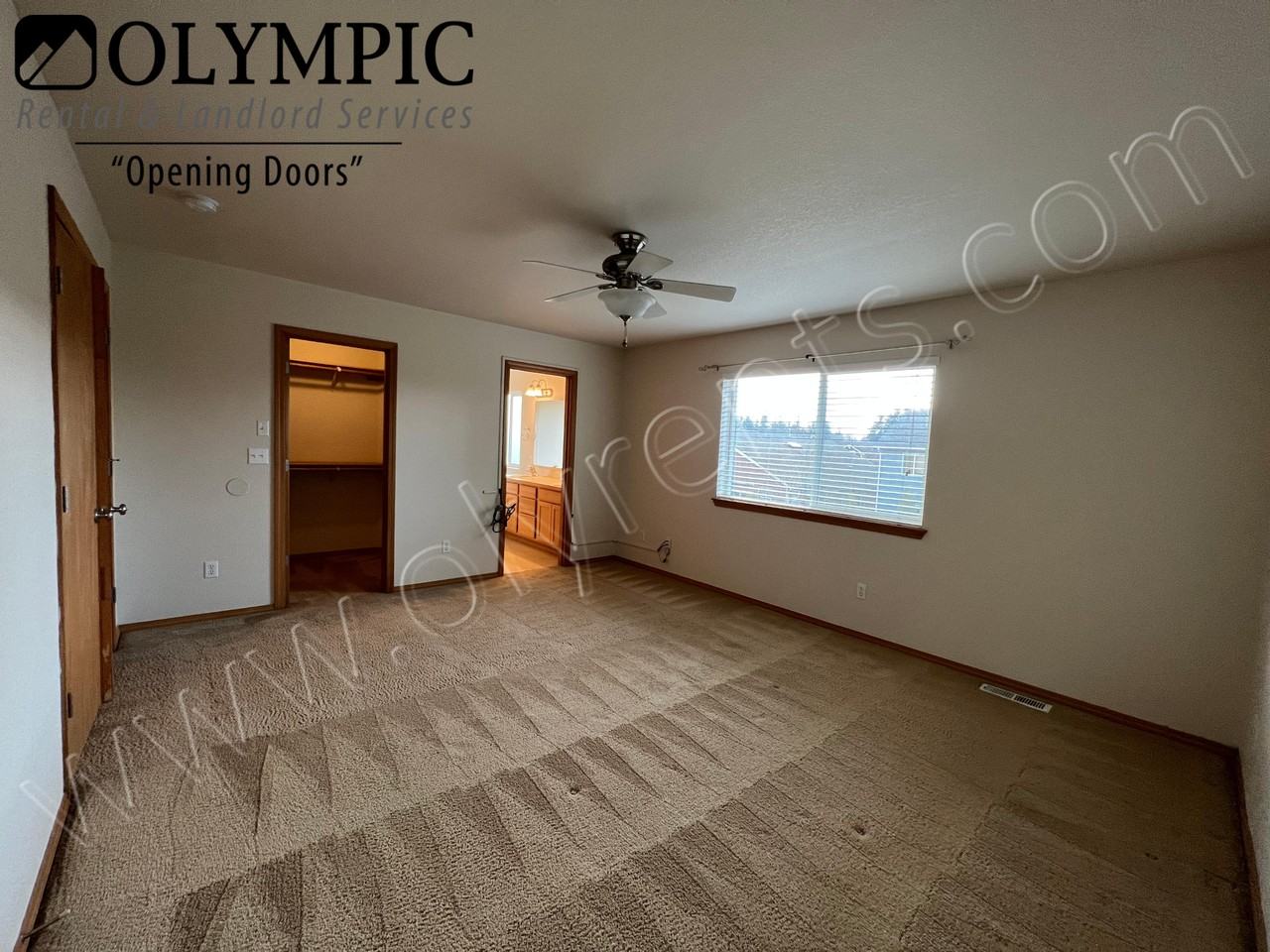 4211 Stonegate St Se - Photo 7 of 15