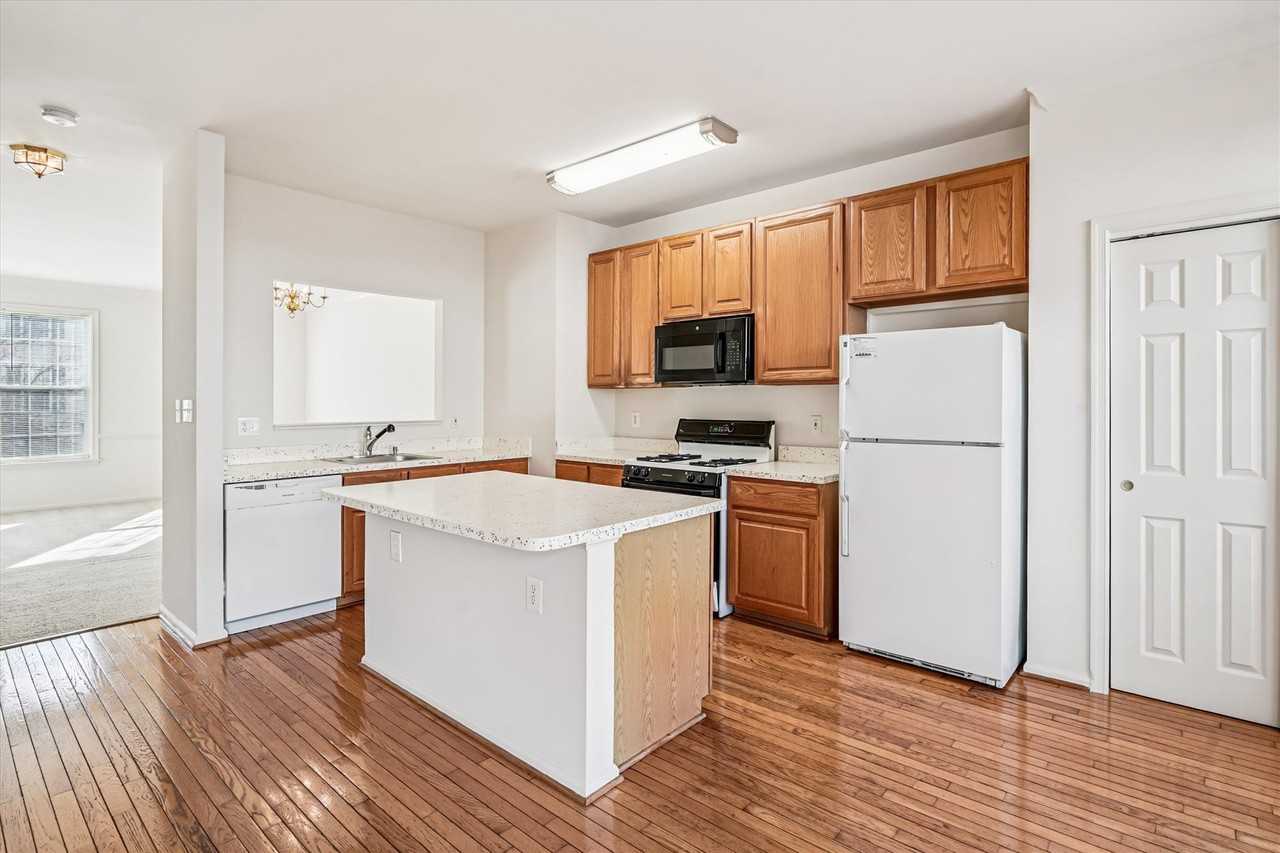 45482 Pine Trail Ter - Photo 7 of 42