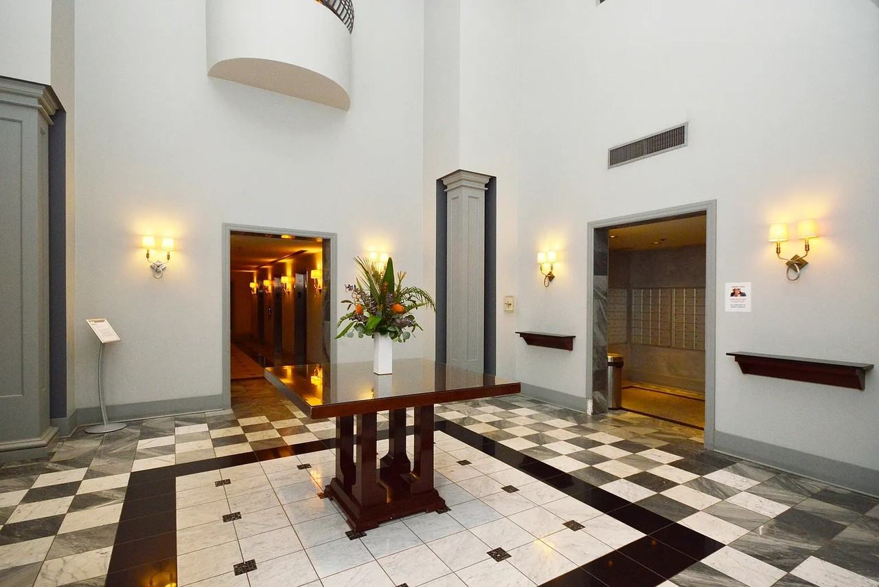 70 W Huron St #308 - Photo 3 of 24