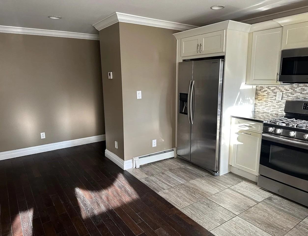 147 Fairharbor Dr #147 - Photo 6 of 10