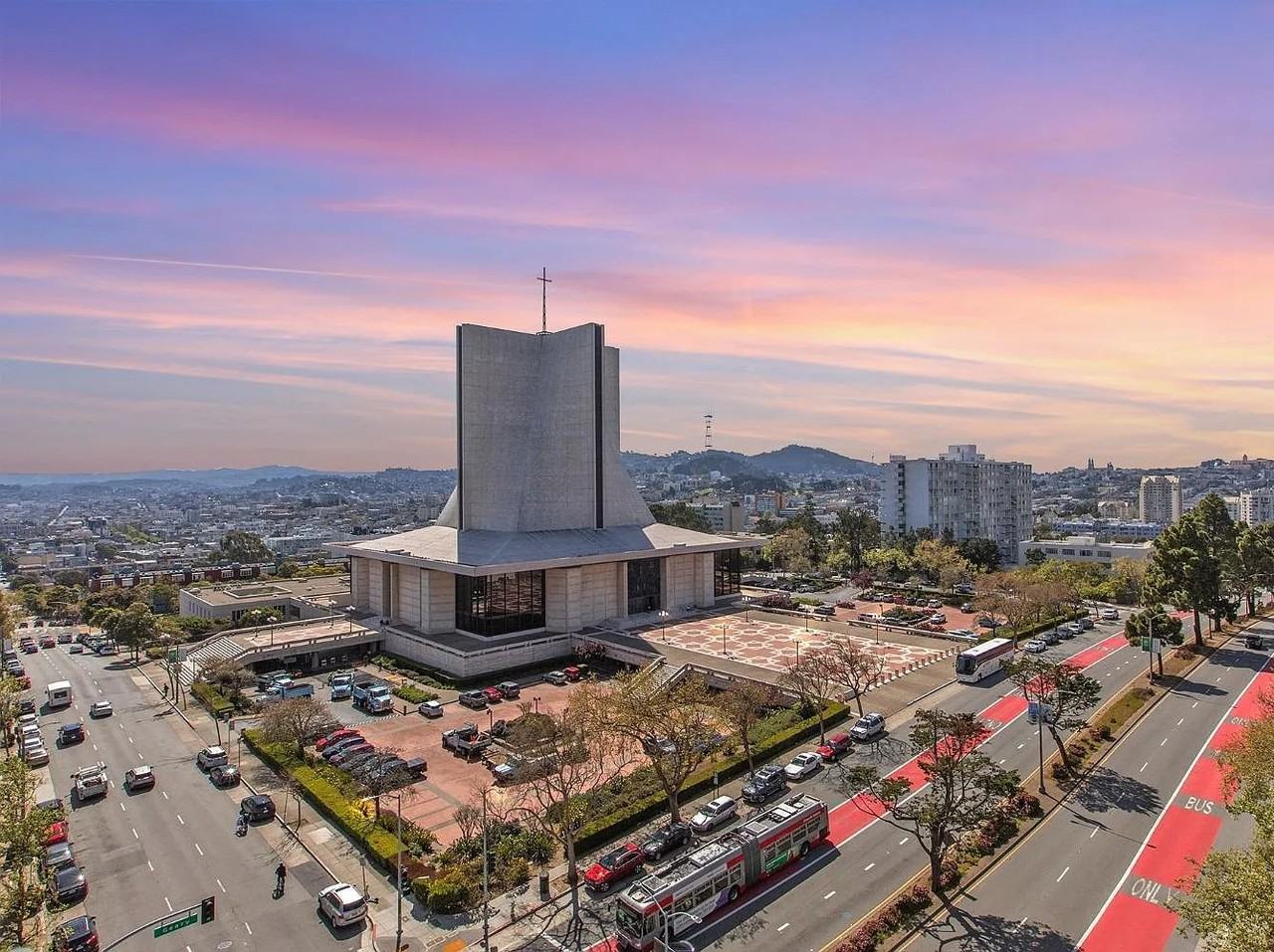 1388 Gough St #1102 - Photo 2 of 24