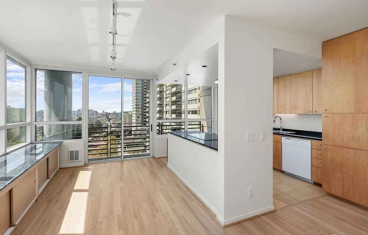 1388 Gough St #1102 - Photo 5 of 24