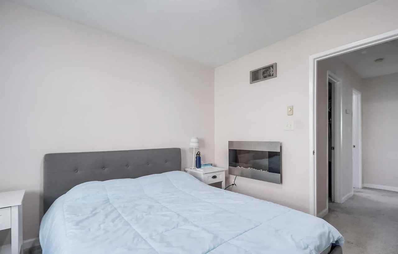 7555 Charmant Dr #1103 - Photo 3 of 9