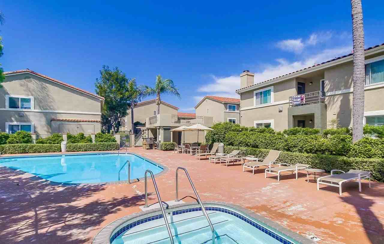 7555 Charmant Dr #1103 - Photo 4 of 9