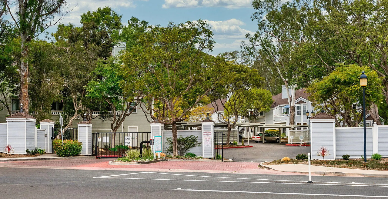 7606 Hollister Ave #309 - Photo 4 of 7