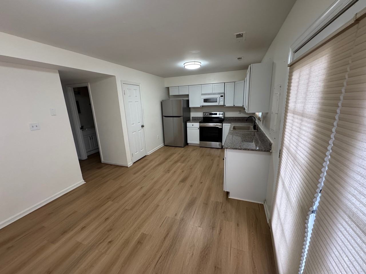 8619 Ashby Ct - Photo 5 of 13