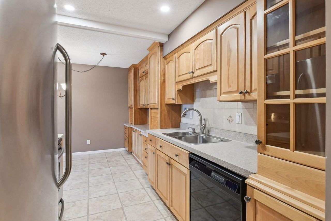 4575 W 80th Street Cir #238 - Photo 7 of 36