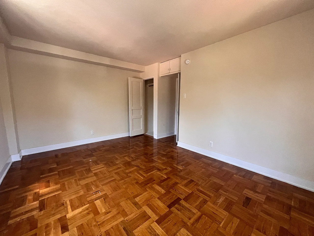 19666 69th Ave #E - Photo 2 of 8