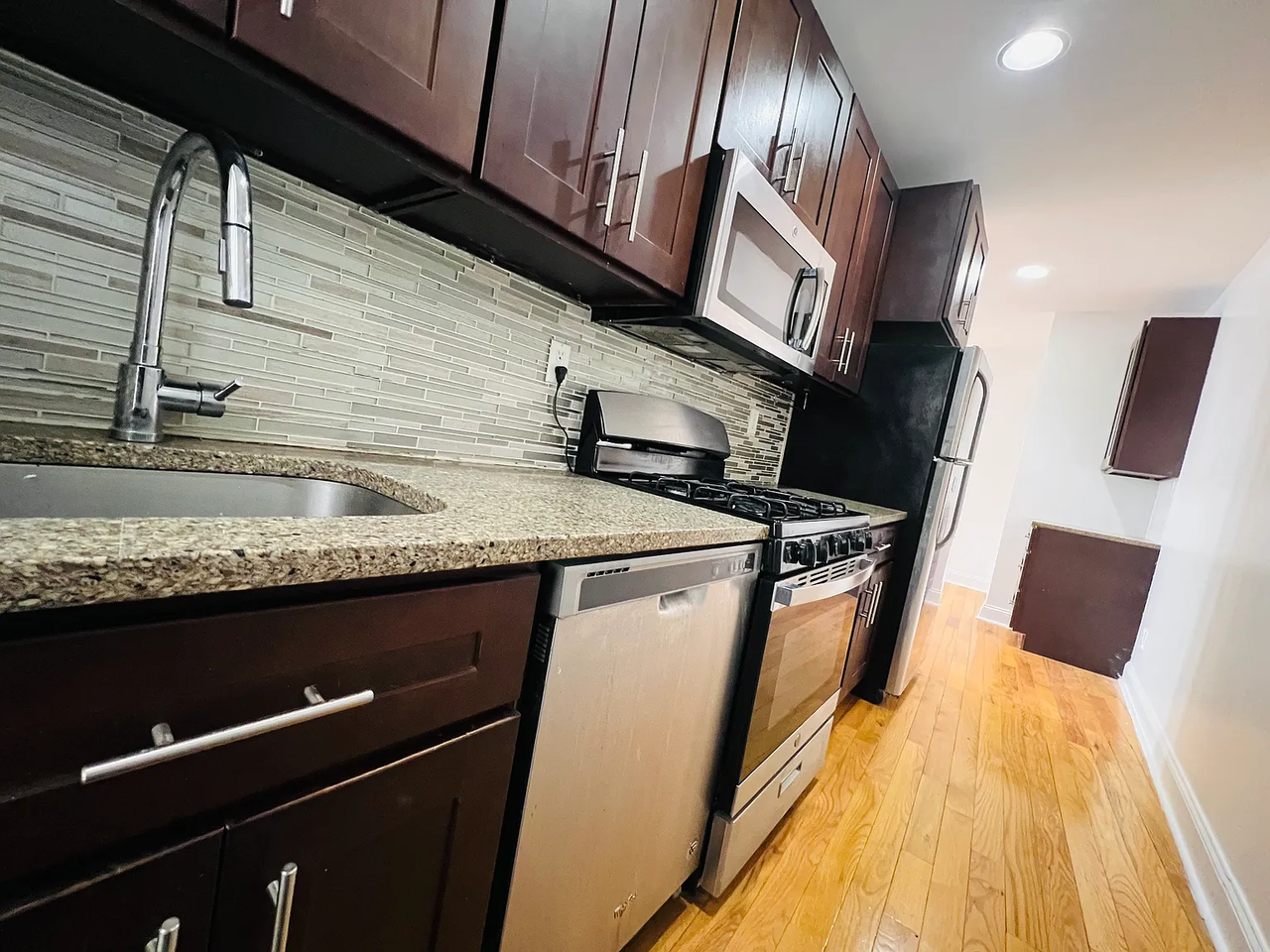 421 W 162nd St #1E - Photo 6 of 8