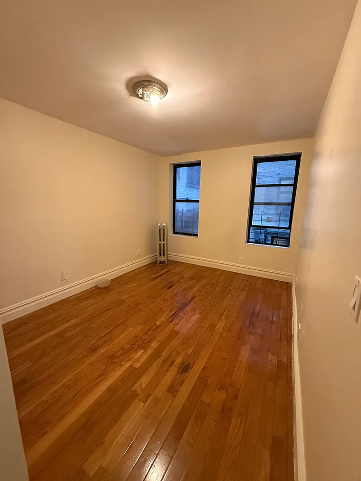 754 Coster St #3G - Photo 4 of 10