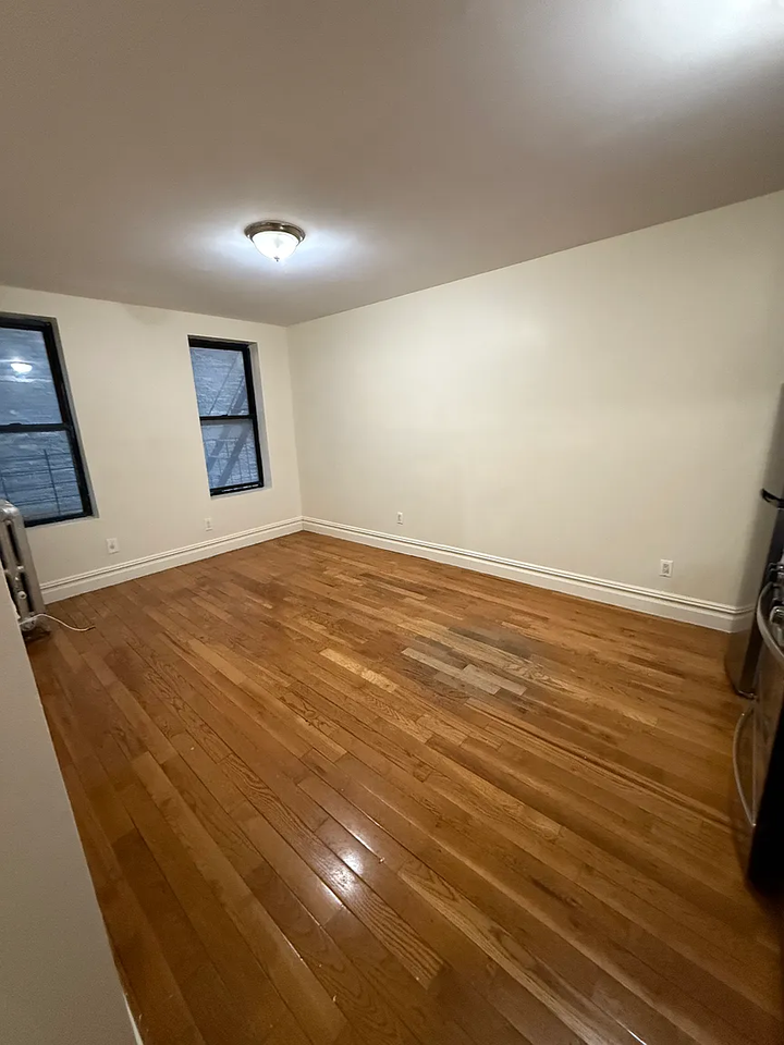 754 Coster St #3G - Photo 6 of 10