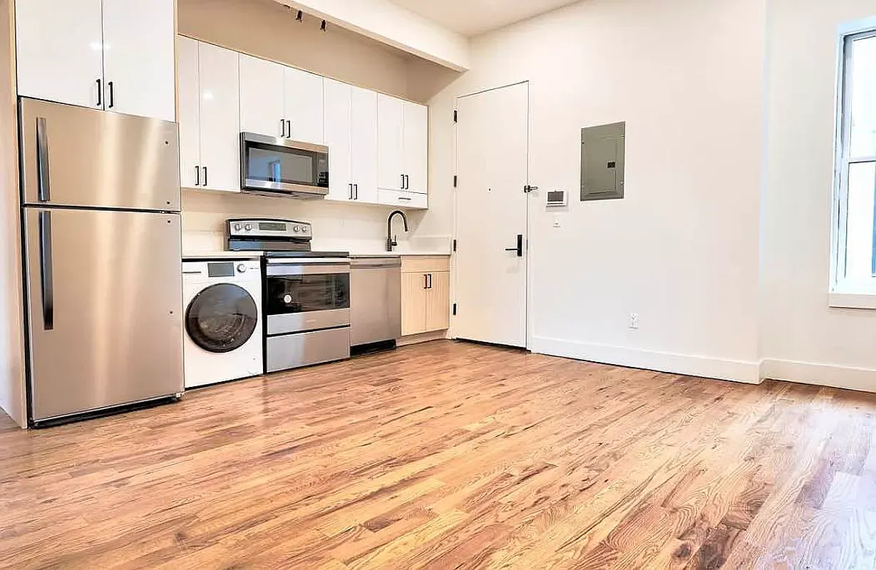 1710 Madison St #2F - Photo 3 of 5