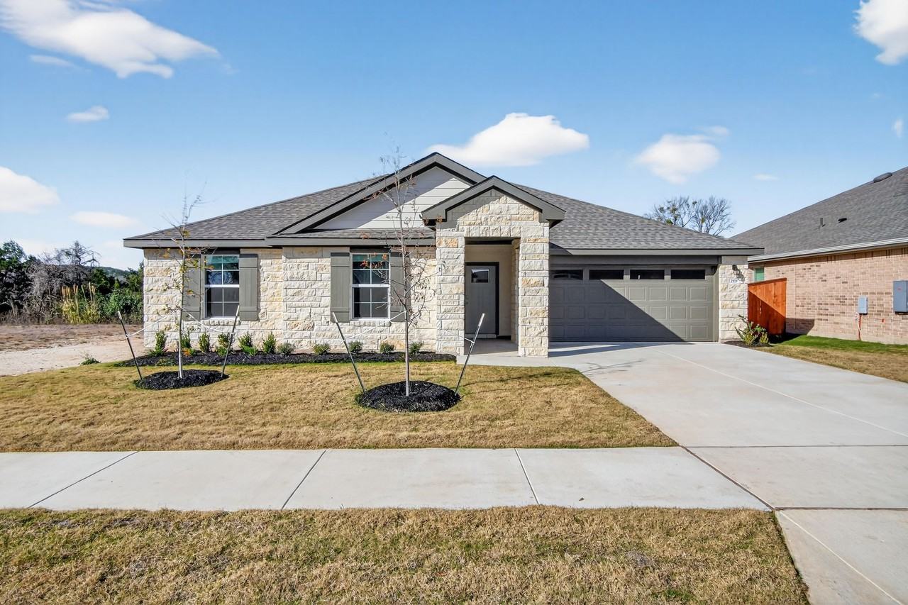 289 Rivers Edge Dr - Photo 2 of 16