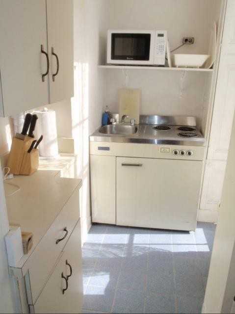 34 Temple St #3 - Photo 4 of 4