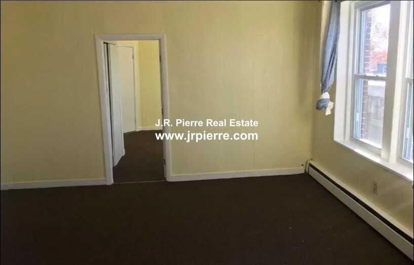 509 Medford St #3 - Photo 3 of 4