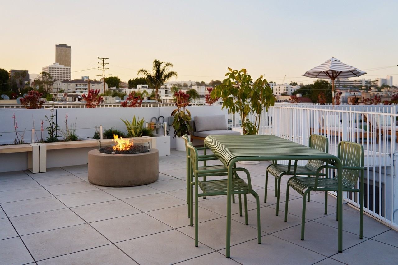 Comma Barrington Co-Living - Photo 4 of 28