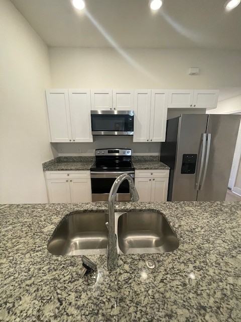 514 Sw 8th Pl #514 - Photo 3 of 19