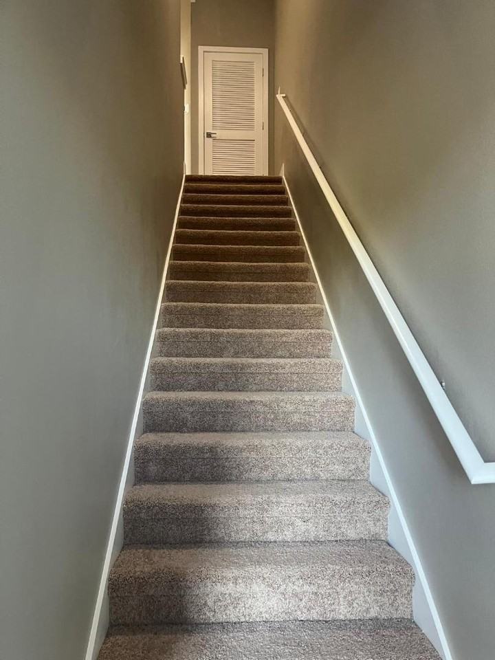 2121 Broome St - Photo 5 of 10