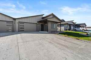 featured image of 1251 W Moselle Dr