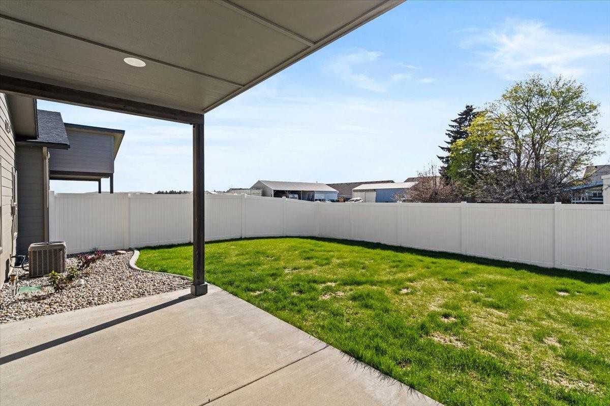 1251 W Moselle Dr - Photo 2 of 11