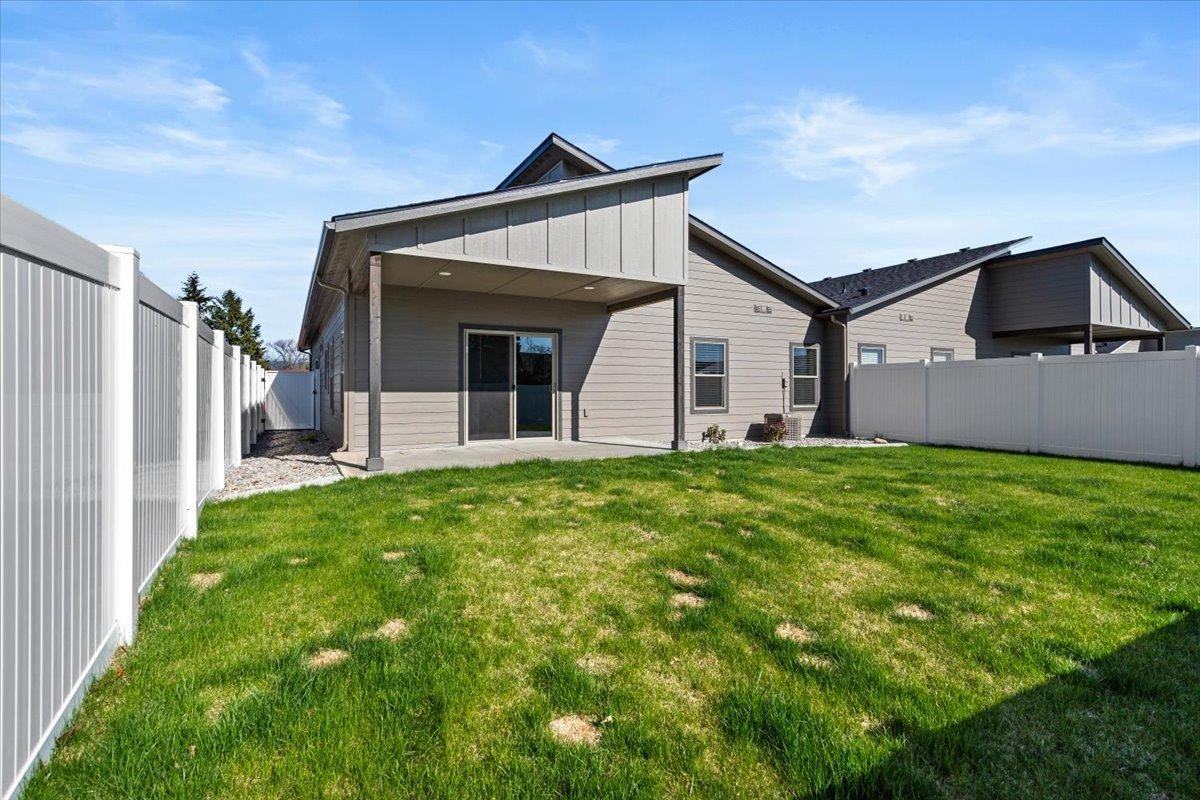 1251 W Moselle Dr - Photo 3 of 11