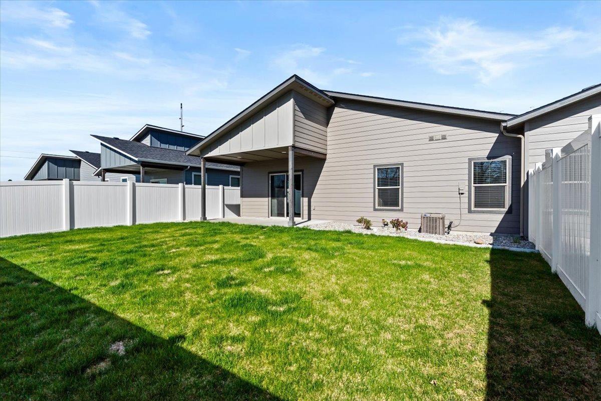 1251 W Moselle Dr - Photo 5 of 11