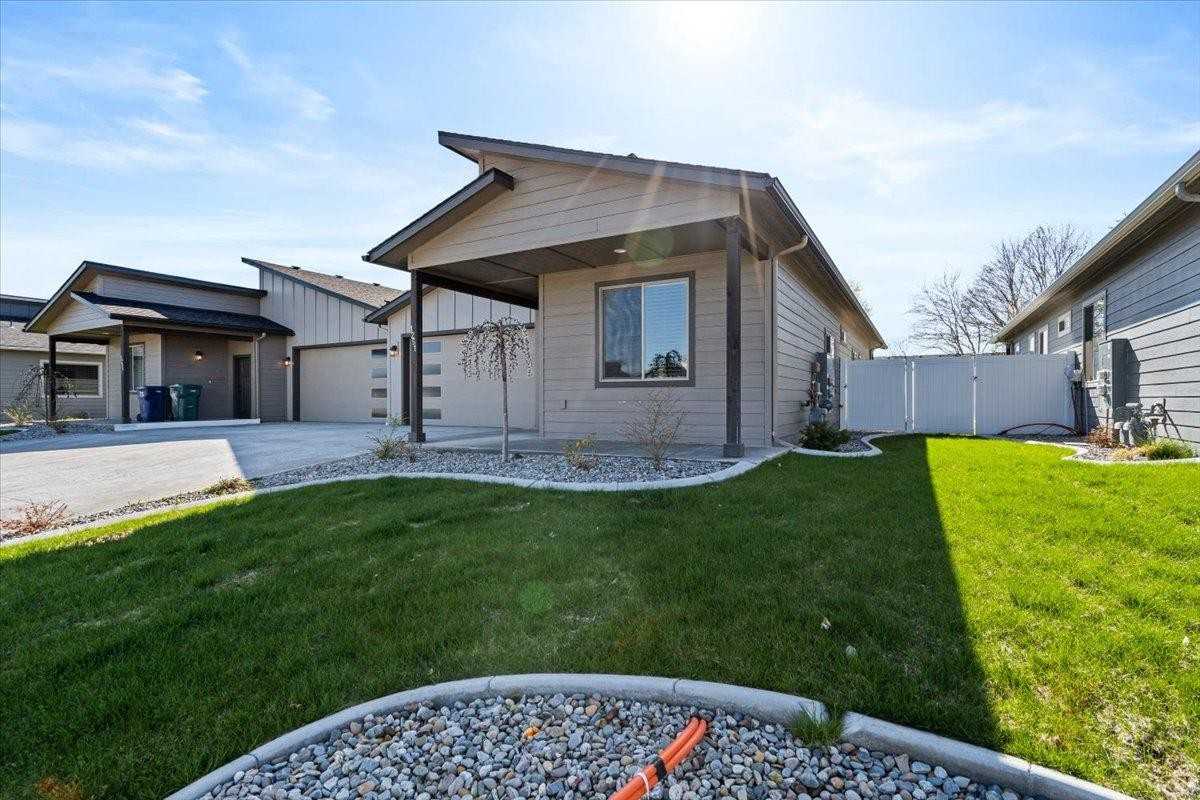 1251 W Moselle Dr - Photo 7 of 11