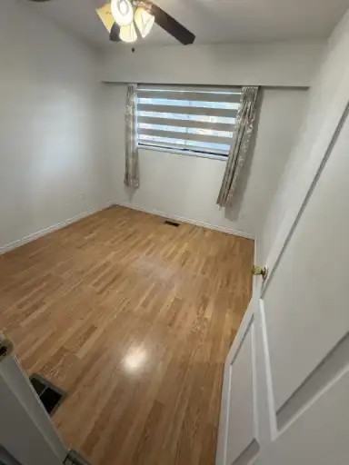 8954 Queen Mary Blvd - Photo 7 of 11