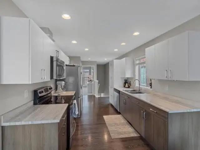 1850 Hugh Allan Dr #128 - Photo 2 of 28