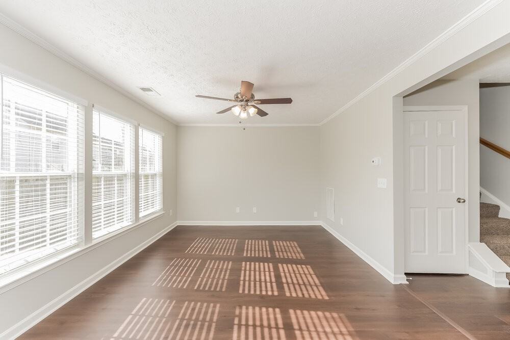 2618 River Meade Way - Photo 4 of 17