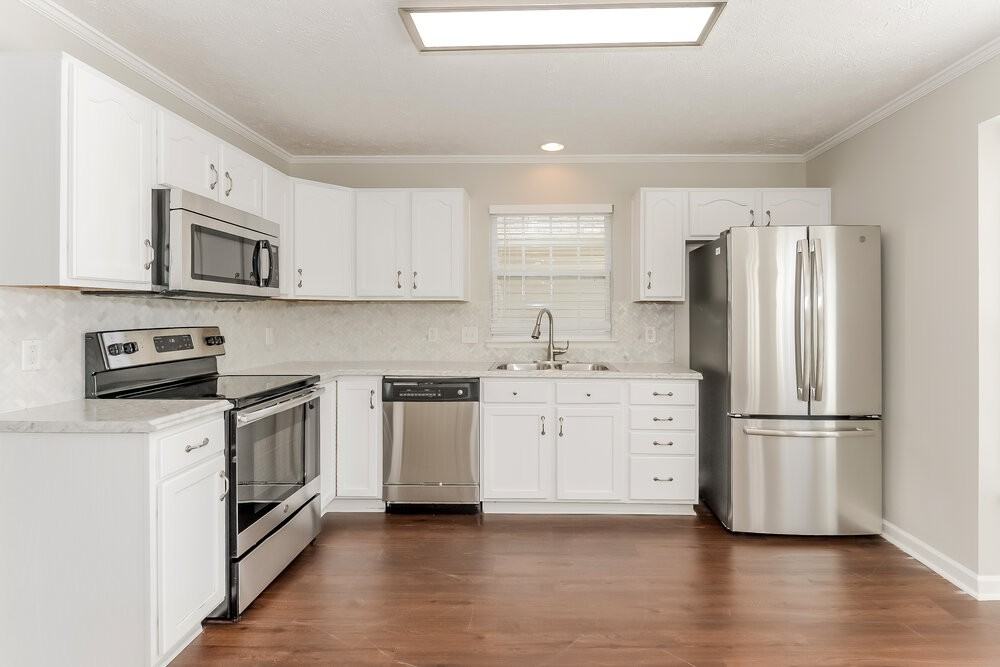 2618 River Meade Way - Photo 7 of 17