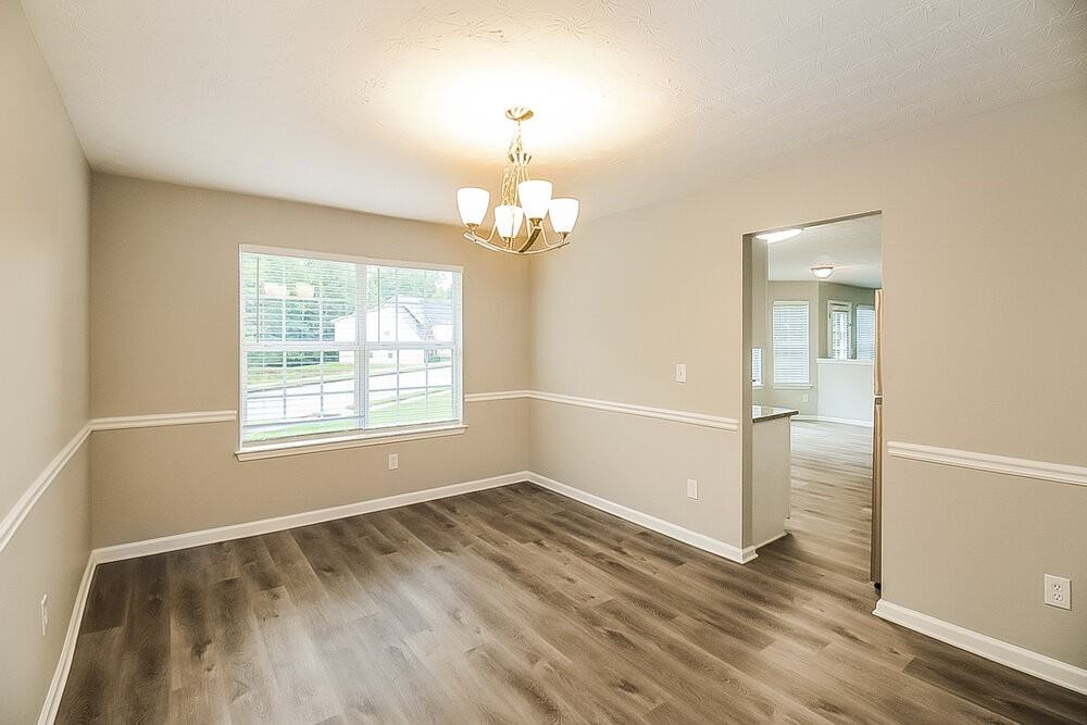 51 Belmont Park Ln - Photo 5 of 17