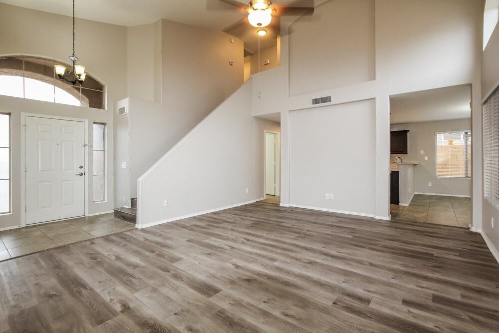 15052 W Bottle Tree Ave - Photo 5 of 17