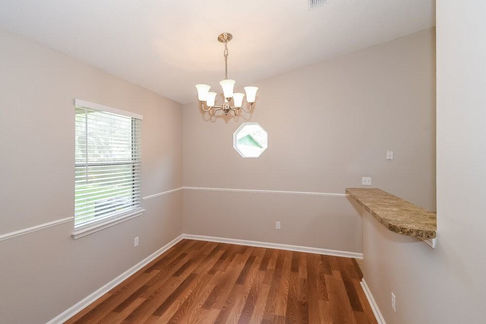 1348 High Plains Dr S - Photo 5 of 16