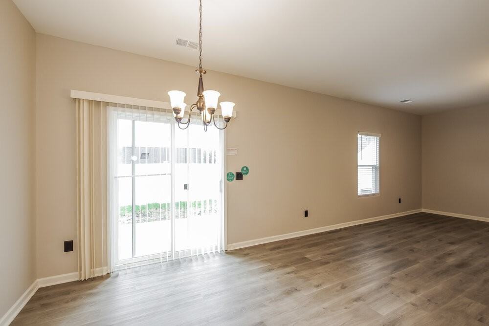 904 Hilphiger Ct - Photo 7 of 17