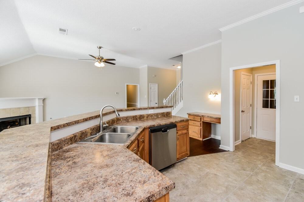 145 Cameron Dr - Photo 7 of 16