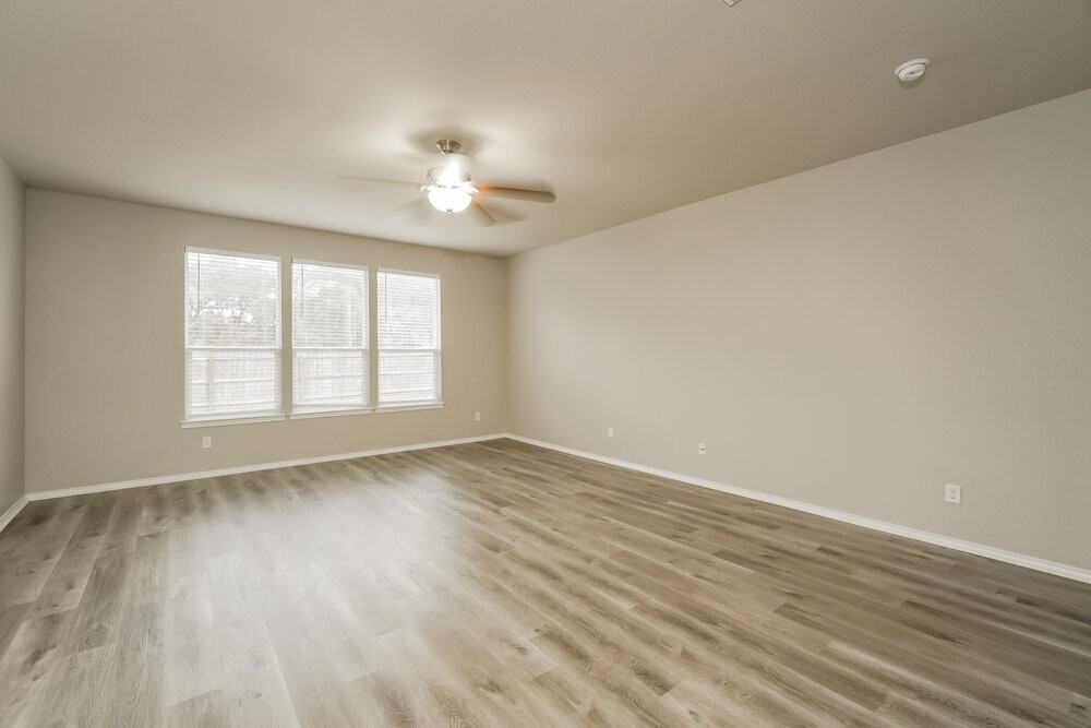 20107 Silver Strm - Photo 5 of 16