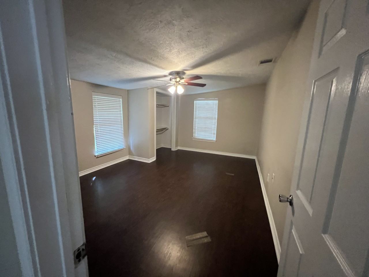 605 Highlands St #1 - Photo 7 of 23