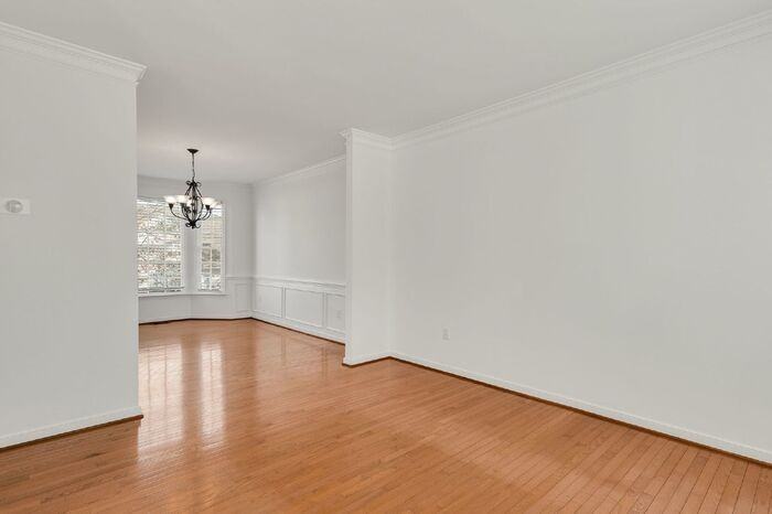 14736 Rolling Spring Dr - Photo 6 of 40