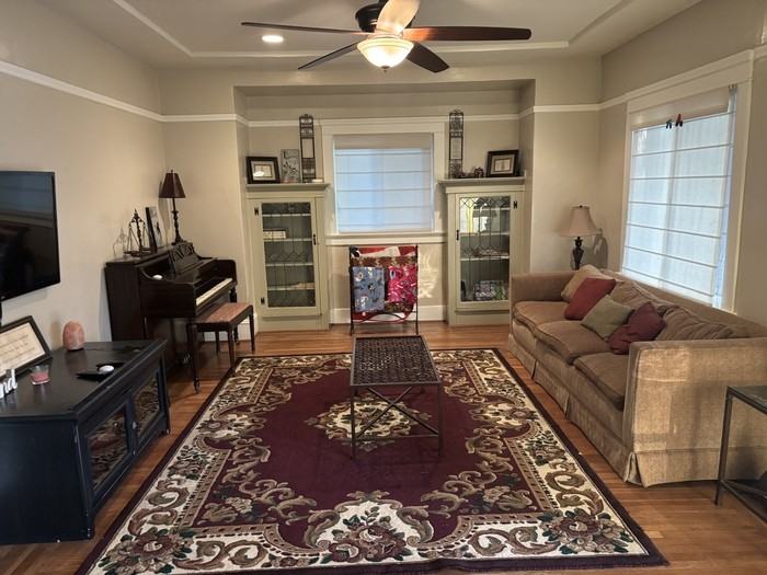 416 Sycamore Ave - Photo 2 of 28