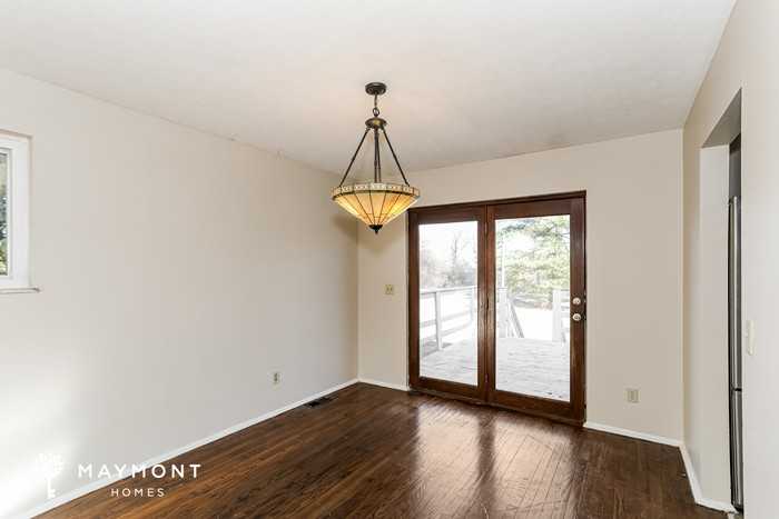 8340 Taffy Dr - Photo 6 of 12