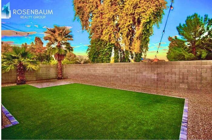 14951 N 145th Ave - Photo 4 of 36