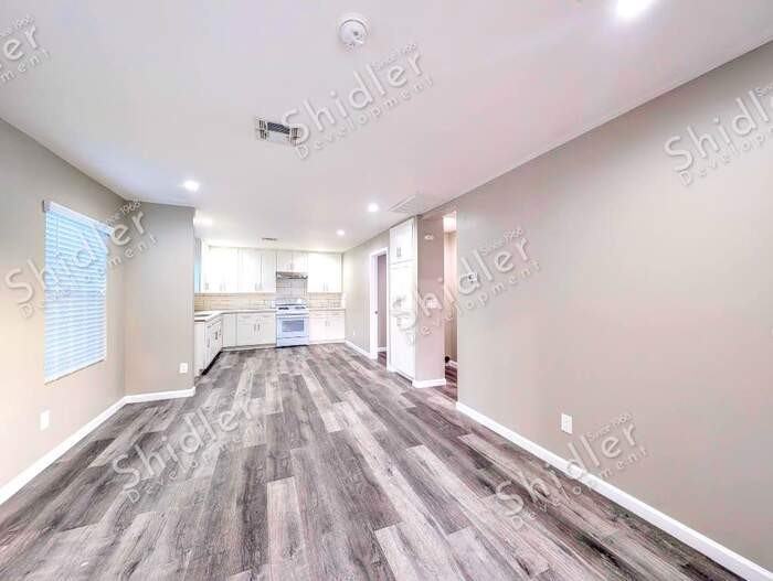 3081 N F St - Photo 7 of 28