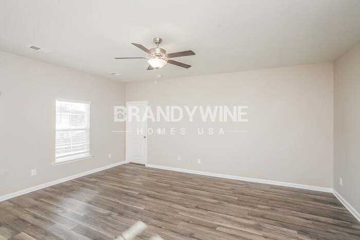 419 Stonyhurst Dr - Photo 5 of 32